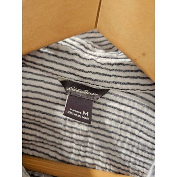 Eddie Bauer 100% cotton button up blouse - Picture 3 of 5